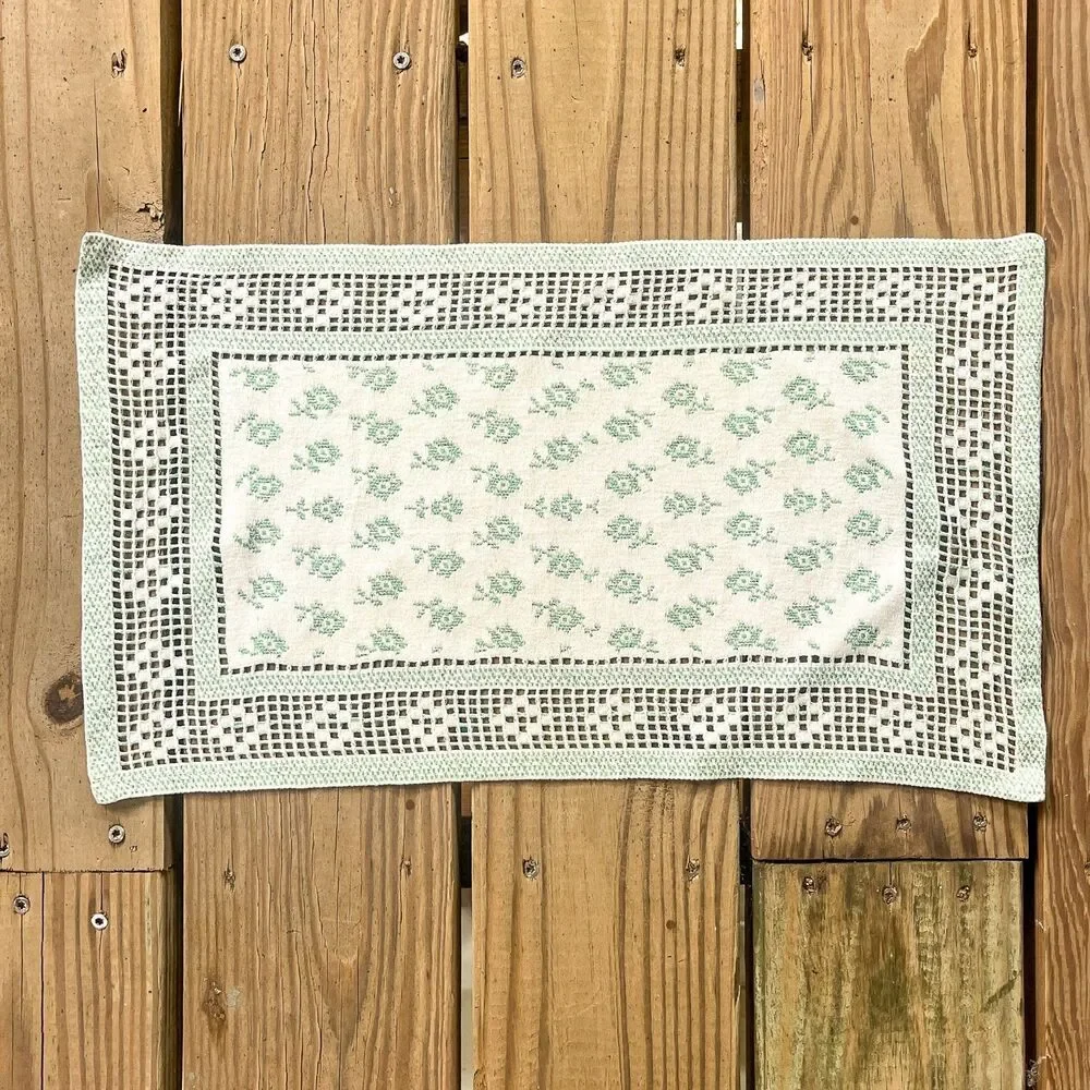 Vintage Crocheted Linen Table Runner Floral Lace Dresser Scarf White Xmas Decor